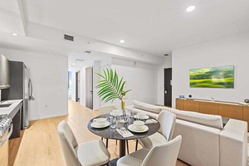 Bright Resort Style 1BR Heart of Miami Downtown