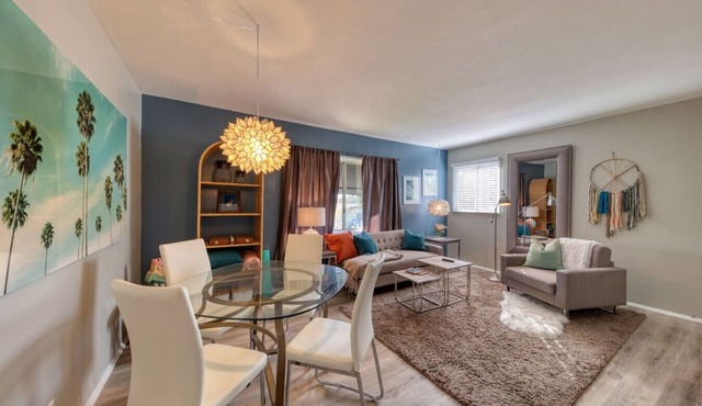 California-Inspired Apt. In Safe & Ideal Location