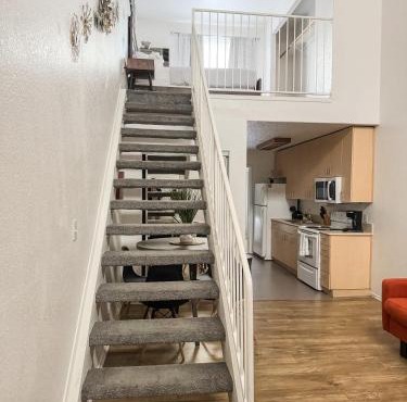 Charming 2nd Ave Lofts in Downtown San Diego with Parking