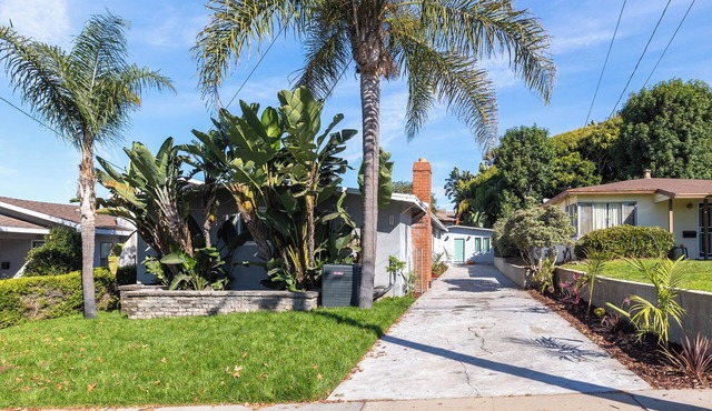 Charming 3-bedroom house in pleasant El Segundo with AC, WiFi, in-unit W/D