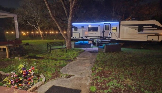 Charming campground in San Antonio for a relaxing getaway