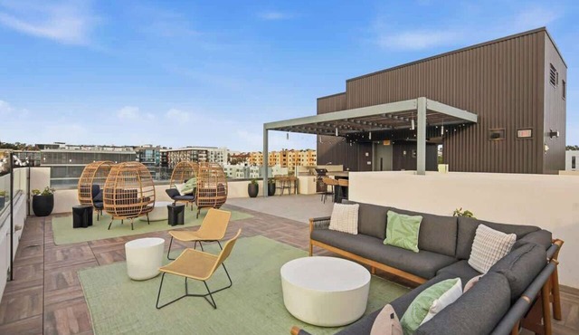 City View Apartment in Downtown