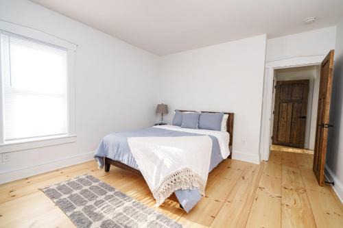 Cozy Farmhouse near all Attractions
