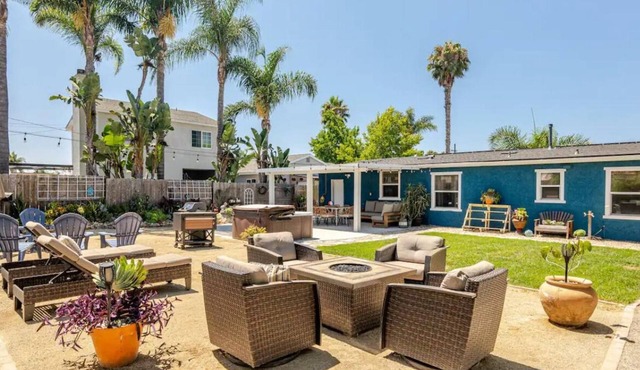 Cozy San Diego Family Beach Oasis, Central to Zoo, HotTub, Fire Pit, Games, BBQ