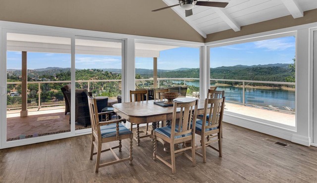 Crows Nest With A View - Hilltop Lake Retreat with Panoramic Views