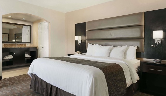 Days Inn by Wyndham Downey