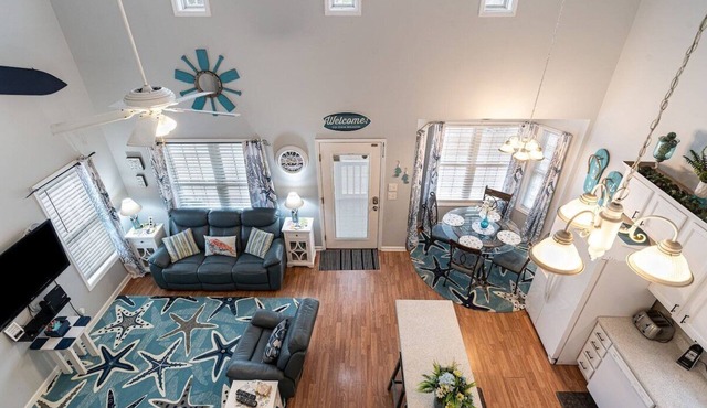 🔥DISCOUNTED AUGUST 1-8, PLUS EXTRA 5% OFF RENTAL RATE, 4 BDM, CLOSE TO OCEAN 🌊