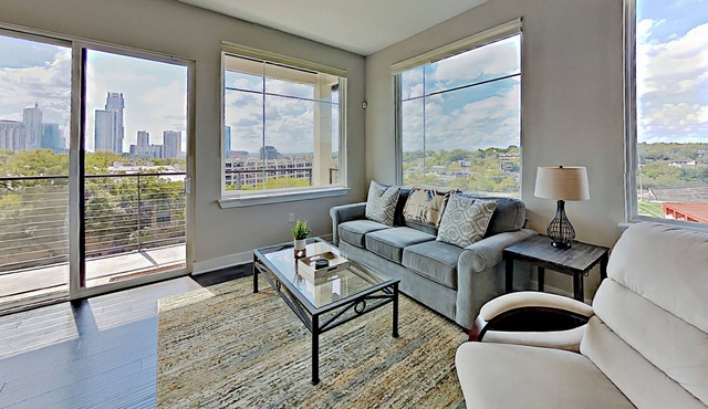 Downtown Penthouse with Skyline Views, Walkable Locale