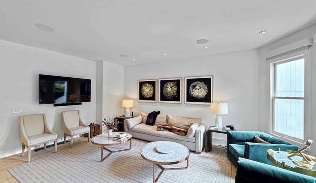 Fabulous 3 bed flat for long stays