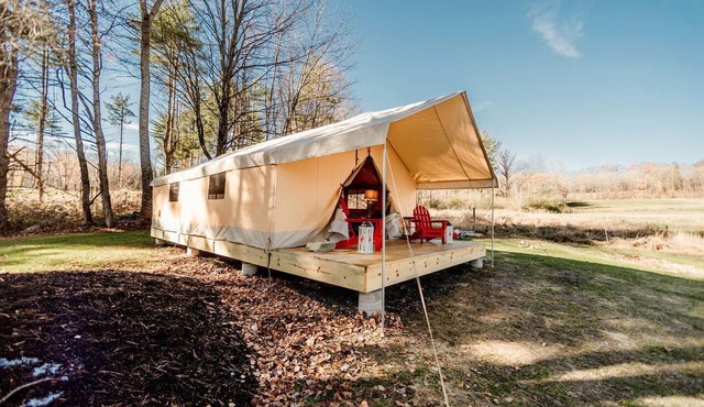Fabulous Vermont Glamping Getaway on a Farm
