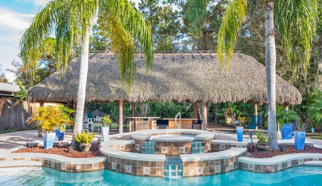 Grand Tropical Escape! Pool, Spa, & Tiki Lounge