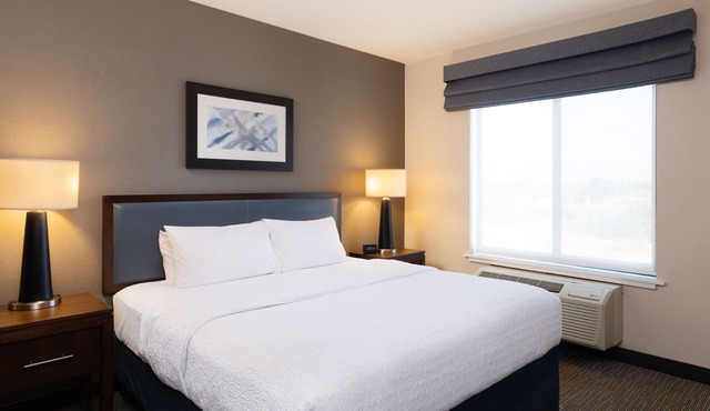 Hampton Inn San Jose Cherry Ave