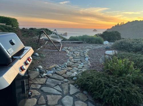 Harbor Moon l Stunning Trinidad Harbor Ocean Views