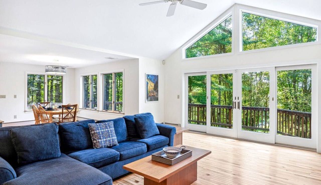 Highland Ridge House with Game Room & Large Deck