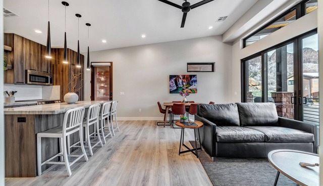 LaFave-Luxury Villa at Zion: Hidden Canyon