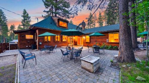 Lakesong Lodge by AvantStay