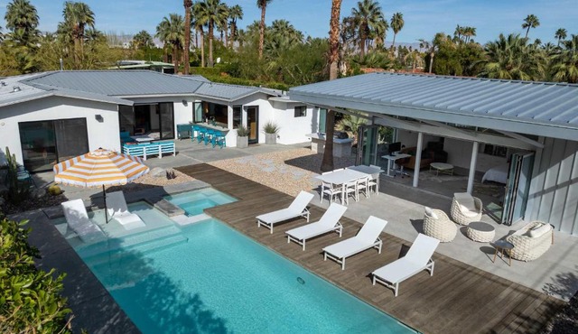 Luxury 4-Bedroom Home with Pool Spa & Stunning Mountain Views