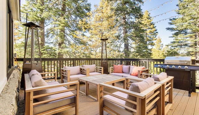 Main House + Apartment Near Lake Arrowhead Village