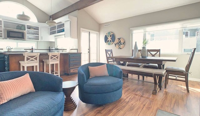 Modern 3bd Beach House|Walk to Belmont Park + Parking