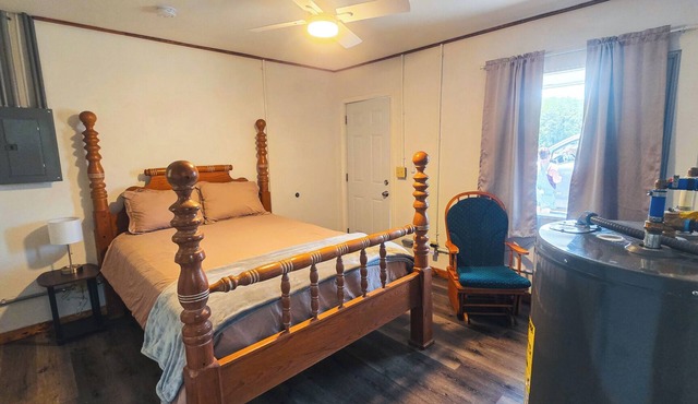 Motel Room 1A with Bar & Grill and Laundromat