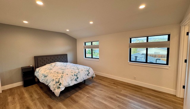 New, Quiet, Modern Comfort 3-bedroom house in tranquil Cupertino