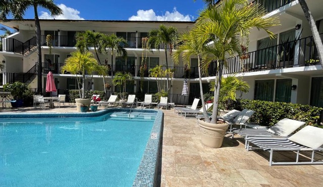 Ocean Mile Hotel