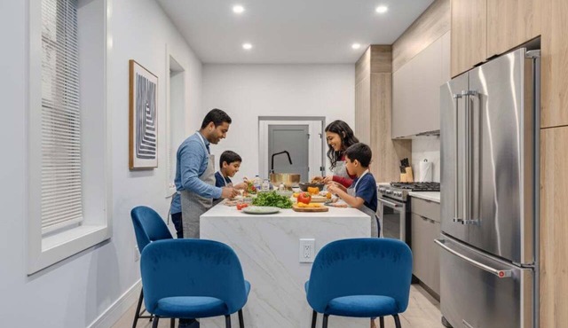 Philly 4BR Arcade Family Home 11 Guests
