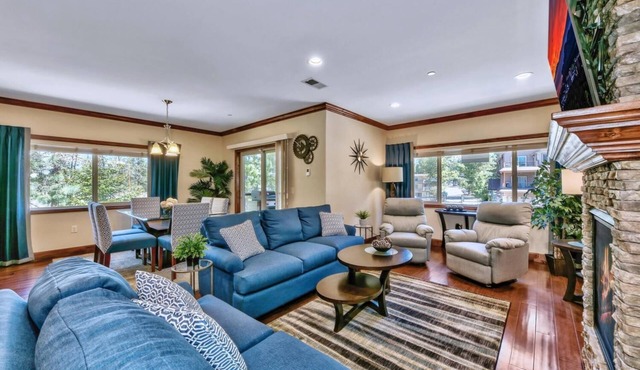 Prime Walk-to-Heavenly Townhome w/A/C | TW702