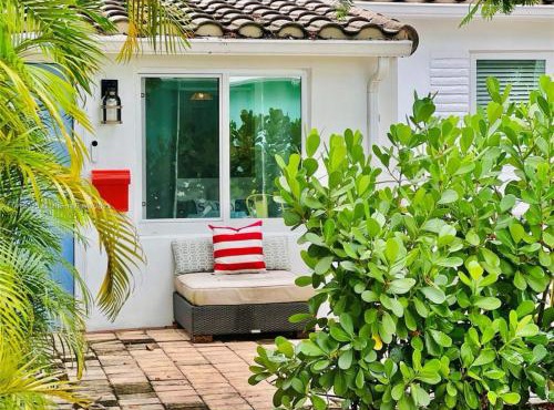 Private Fort Lauderdale cottage