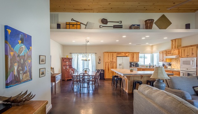 River Trail House - River and 4 Bedrooms