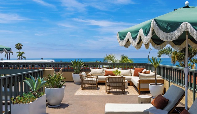 Rooftop + Pool + Hot Tub | Walk to Laguna Beach + Dining | The Mara