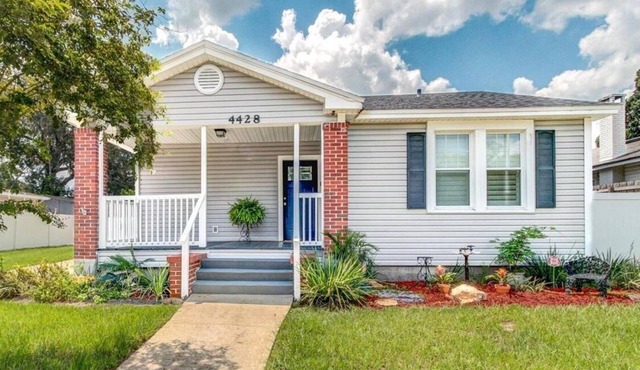 Sleek Jacksonville Gem Perfect for Two - Unit 3