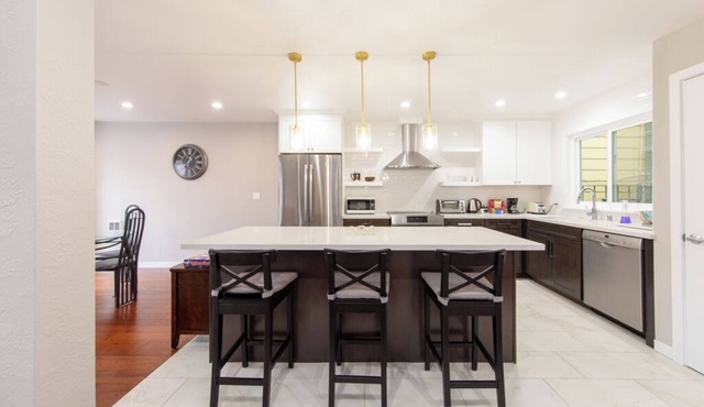 Spacious 3-bedroom apartment in amazing San Francisco with WiFi