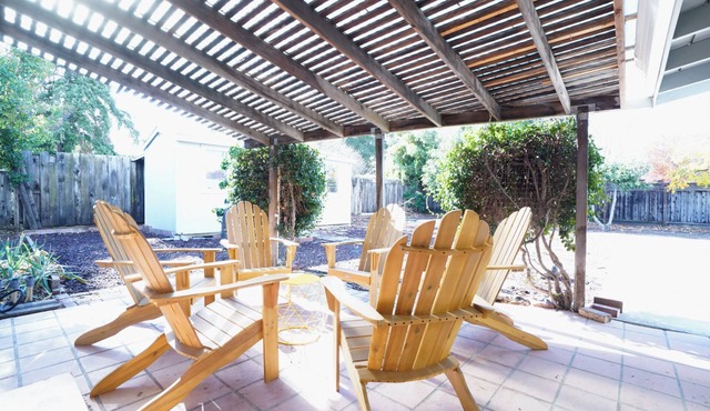 Spacious 4-bedroom house in wonderful Campbell with AC, WiFi