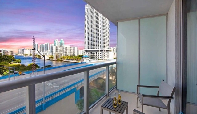 Spectacular View w/Balcony+Pool|Near Beach