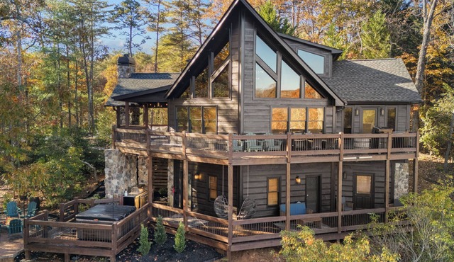 The Elk's Club - Views, Firepit, Hot Tub, Pickle Ball & Game Rm