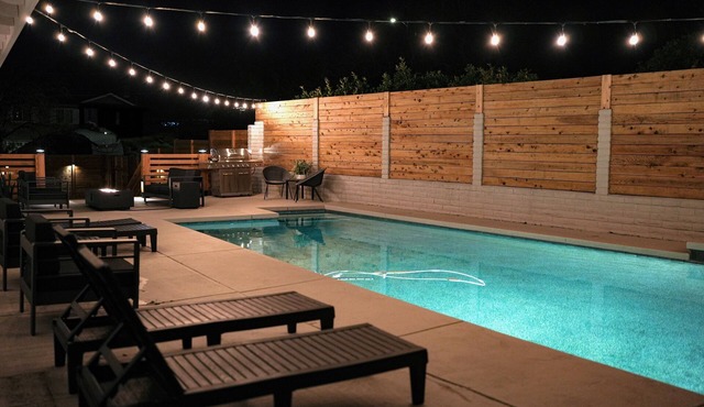 The Stratford : Pool/Hot Tub + Arcade + Modern