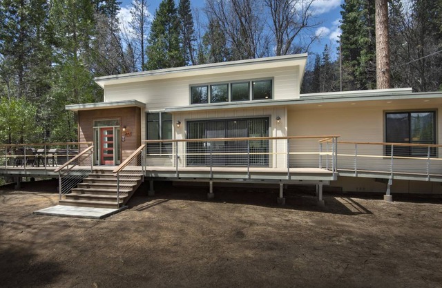 133 m² Cabin ∙ 3 bedrooms ∙ 6 guests