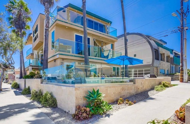 154 m² Apartment ∙ 4 bedrooms ∙ 10 guests