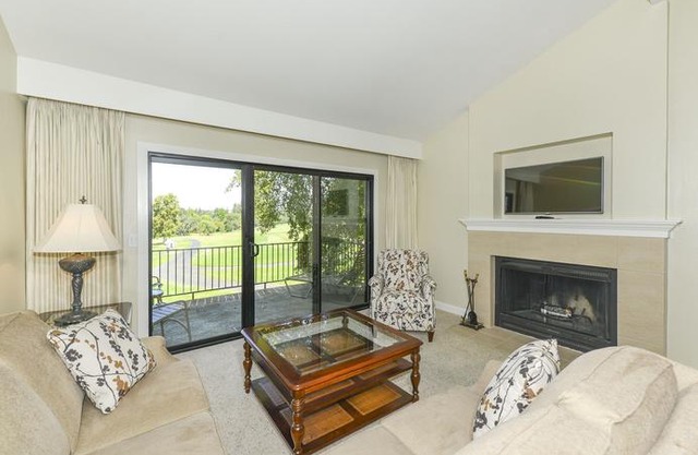 841 Oak Creek At Silverado 2 Bedroom Condo