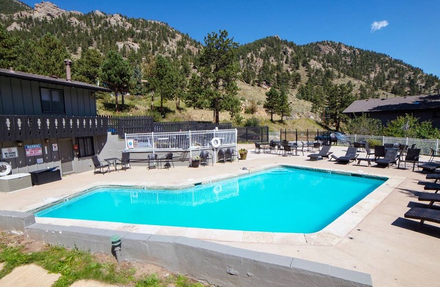 Beautiful river and mountain views prevail from this 3-bedroom, 2-bath condo.