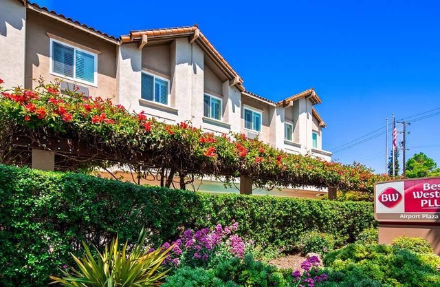 Best Western Plus Airport Plaza