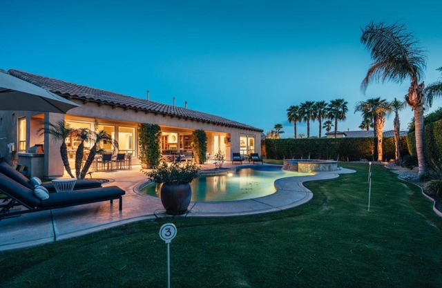 Cascade - Desert Grove Home