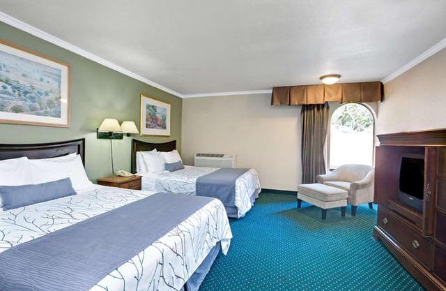 Days Inn by Wyndham San Jose Convention Center