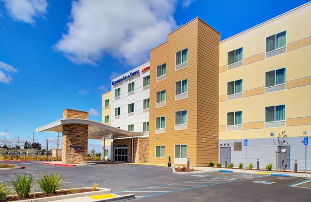 Fairfield Inn & Suites by Marriott Hollister