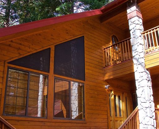 Fish Camp Retreat — Large Home Just Minutes from Yosemite's South Entrance!