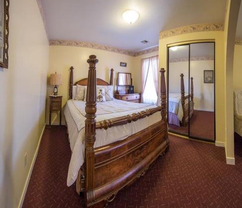 Historic Cary House Hotel
