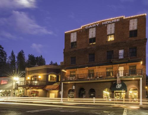 Historic Cary Hotel 