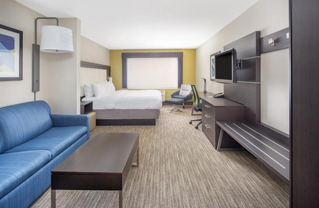Holiday Inn Express Hotel & Suites Bishop
