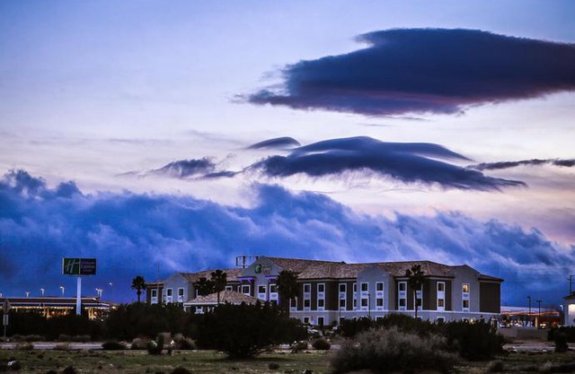 Holiday Inn Express Hotel & Suites Hesperia